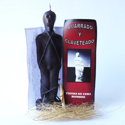 Ritual amarrado y claveteado