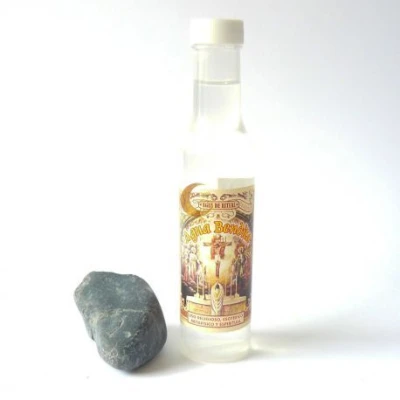 Agua bendita del padre pio